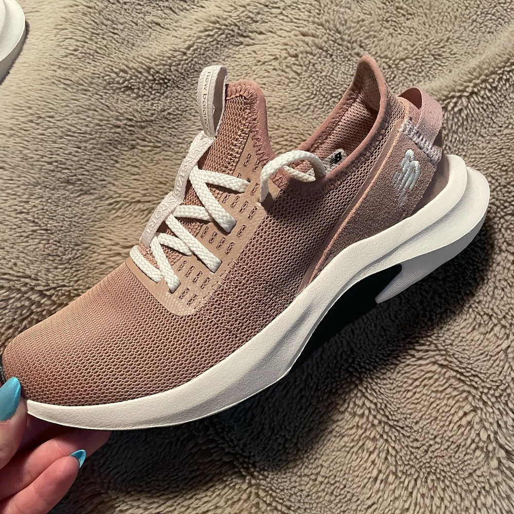 New Balance Dynasoft Nergize Sport v2 Tennis Shoes